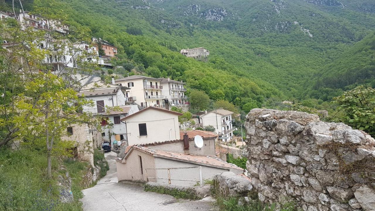 Апартаменти La Casetta Del Pellegrino Poggio Bustone Екстер'єр фото